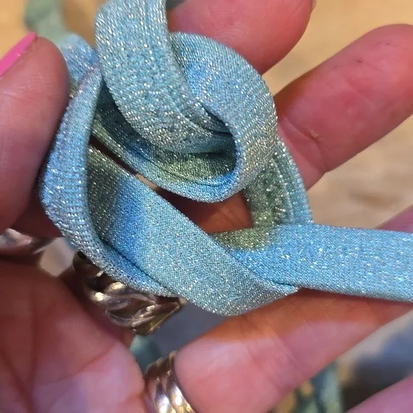 NWT Victoria's Secret Sparkly Sea Foam Green Tie Bikini Top - Picture 8 of 11